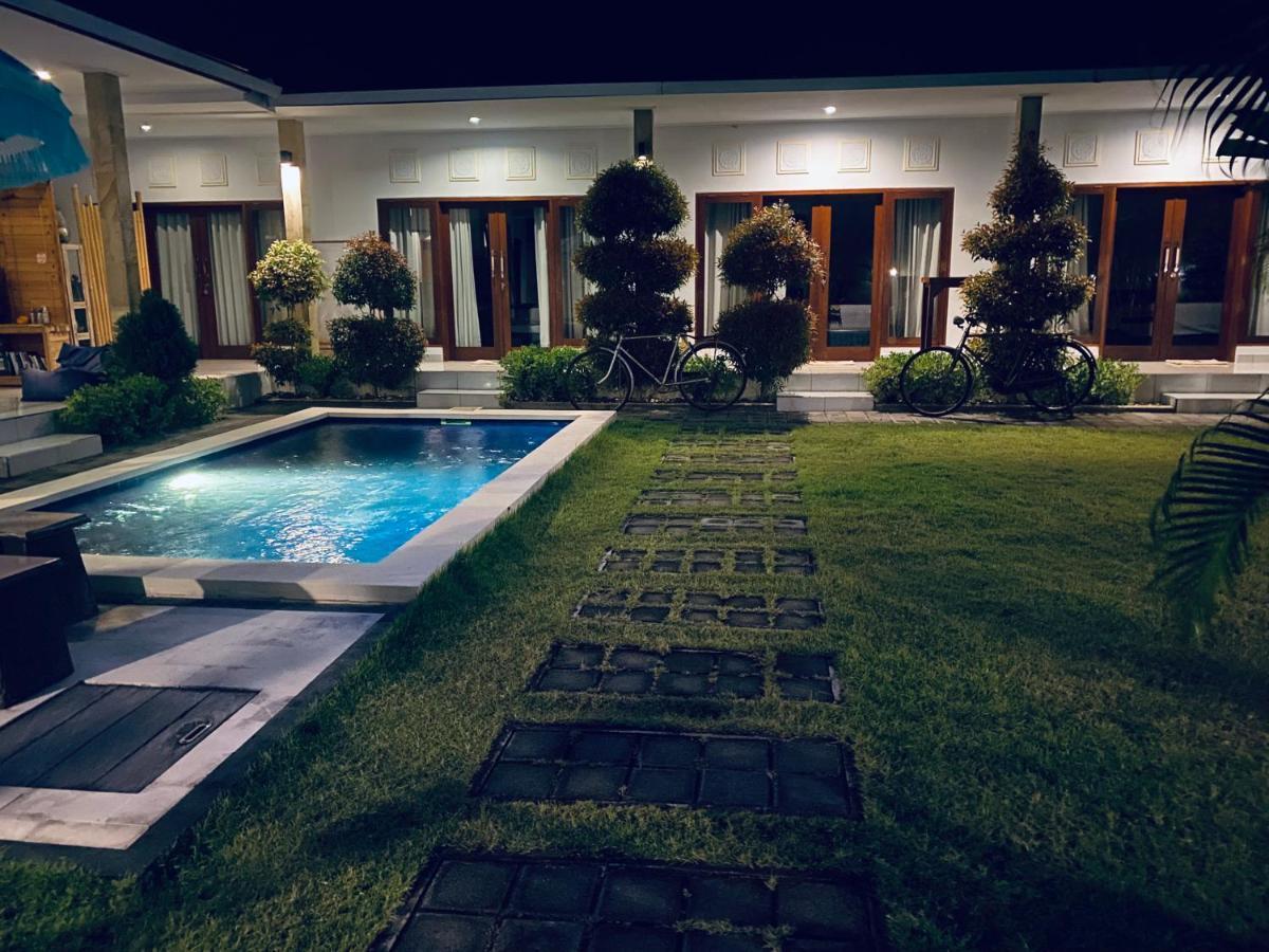 Villa Pintu Biru