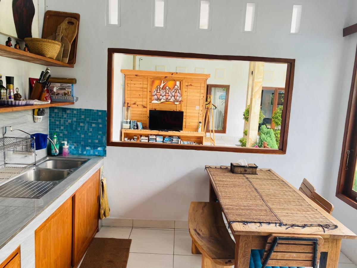 Pintu Biru Villa