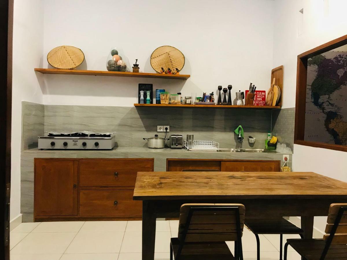 Villa Pintu Biru