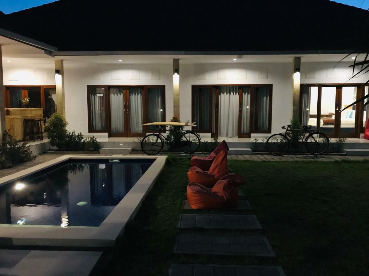 Villa Pintu Biru