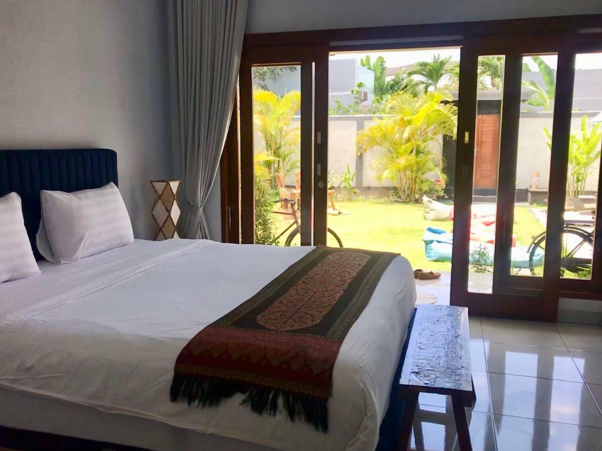 Pintu Biru Villa Seminyak